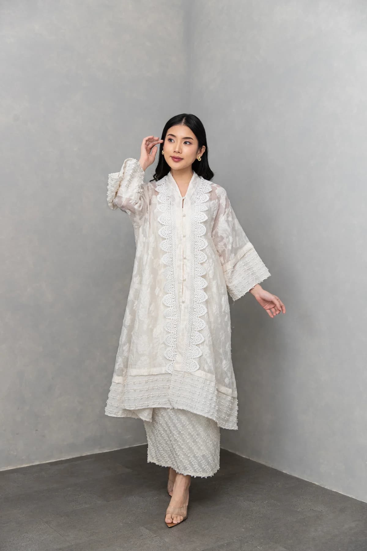 IZRA by MIN EWEAR